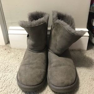 Kids size 6 Bailey Button Uggs