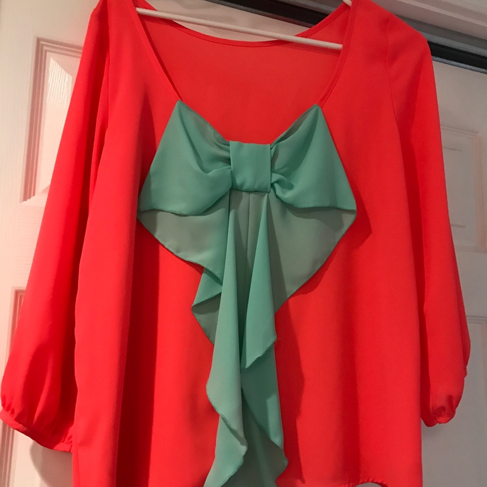SZ small coral and teal back bow blouse
