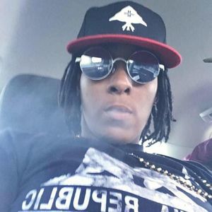 Meet your Posher, Tmezzie