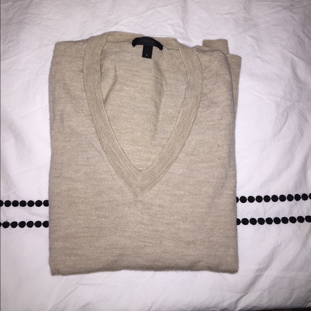 JCrew light brown v-neck sweater