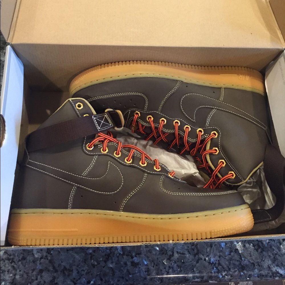 Air Force 1 High Tops '07 size 10.5