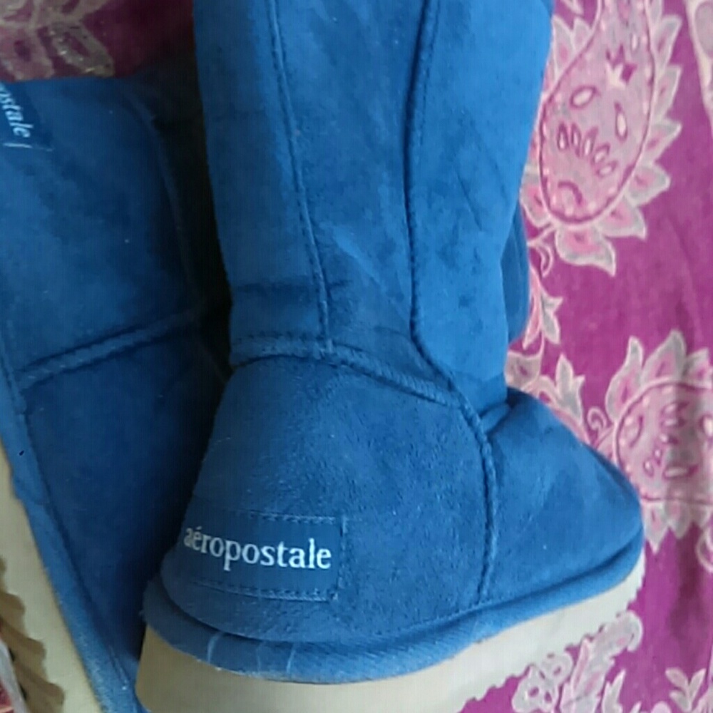 *SOLD *Aeropostale Blue