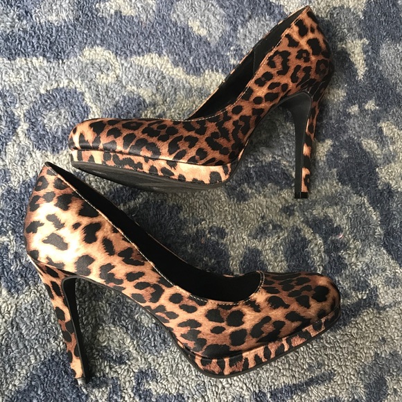 Fioni Shoes - Leopard Heels - Excellent Condition!