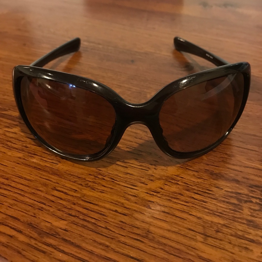 Women’s Oakley’s