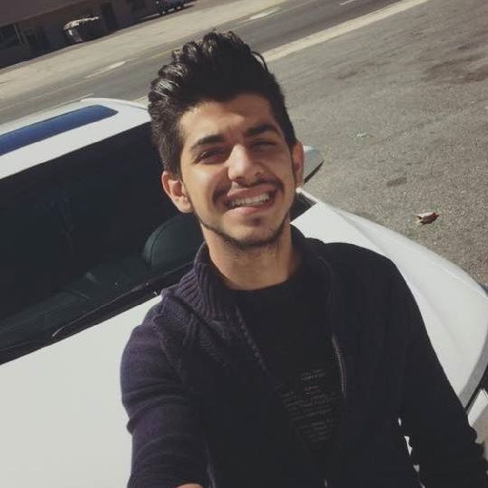 Meet your Posher, Laith