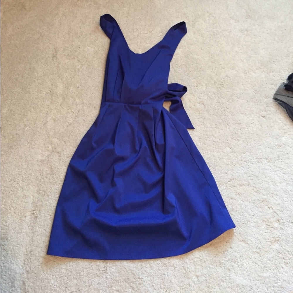 Lulus dress size small.