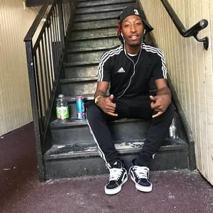 Meet your Posher, Dwayne