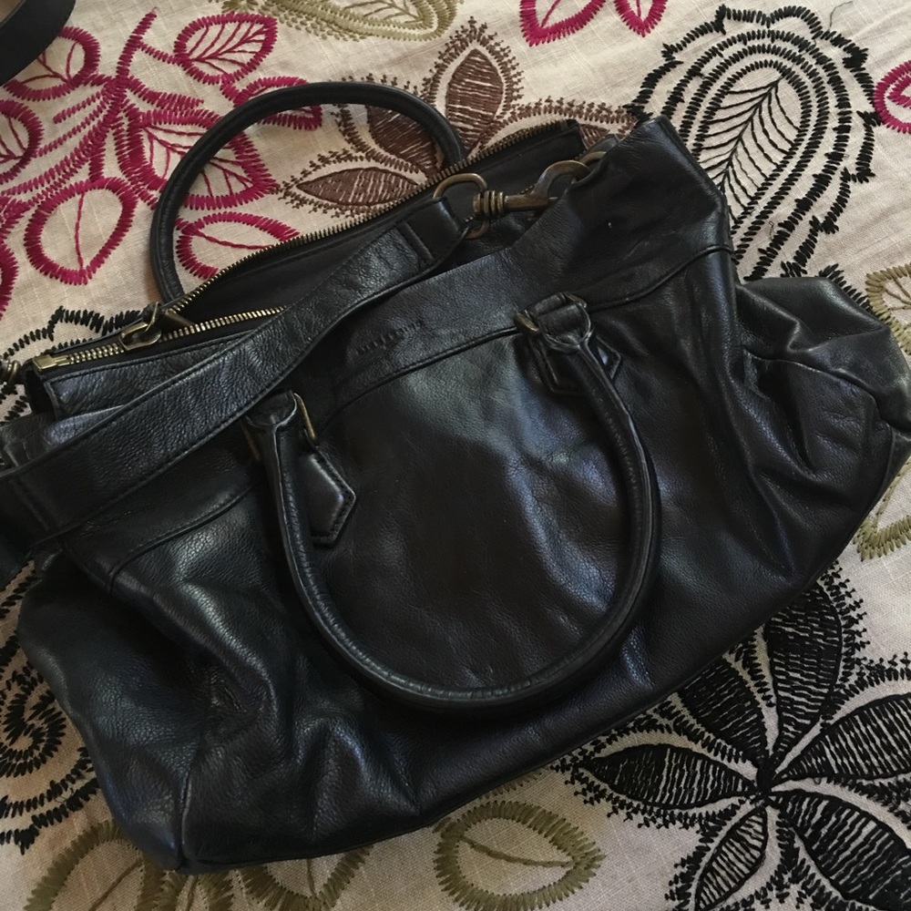 Liebeskind purse
