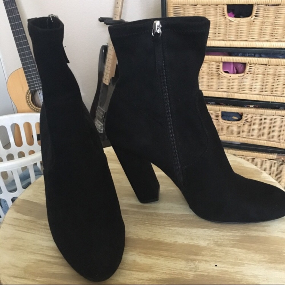 Vintage Black Steve Madden Boots