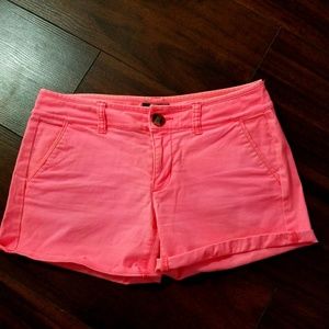 American Eagle Midi Stretch shorts