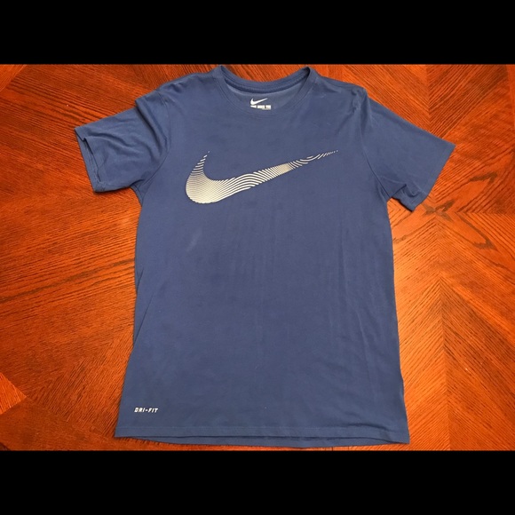 Nike / Adidas tee bundle - Picture 2 of 2