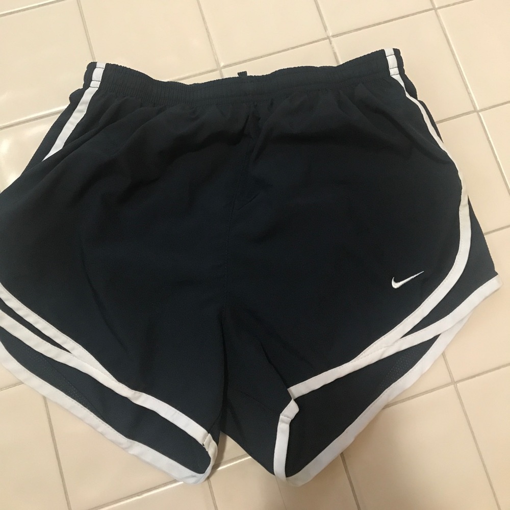 Nike nave running shorts