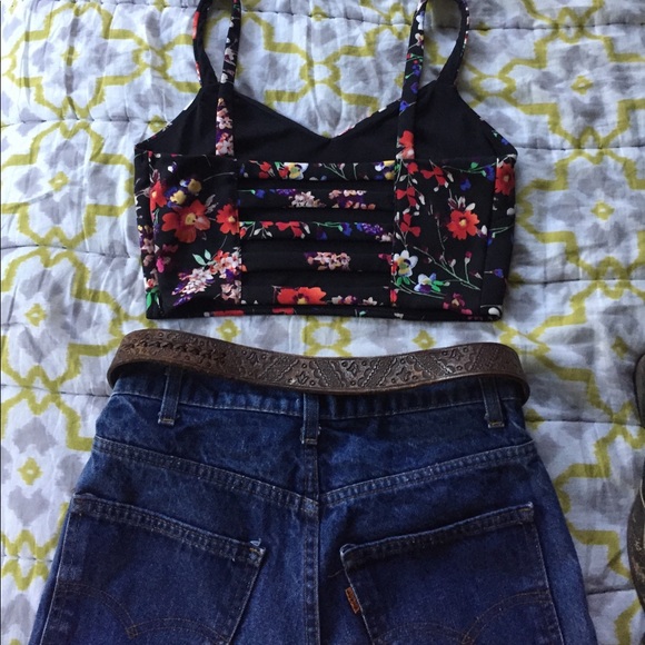 Crop top by Express - Picture 2 of 6