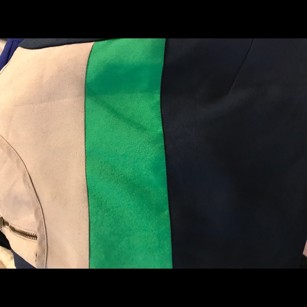 Color block - Picture 5 of 5