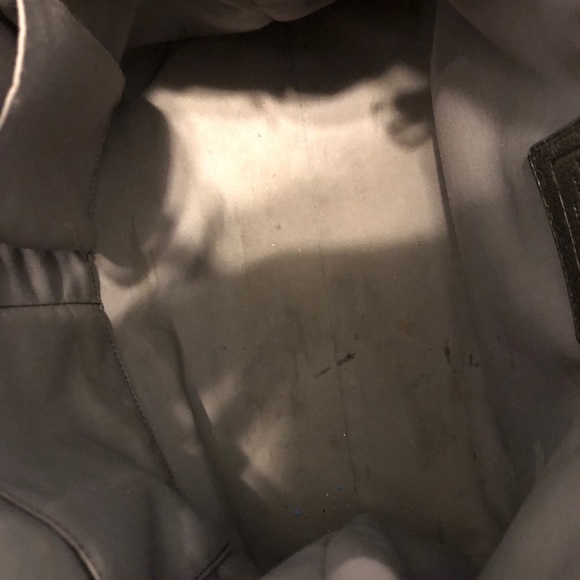 Coach Mickie Satchel Caviar Grain Leather - Picture 6 of 6