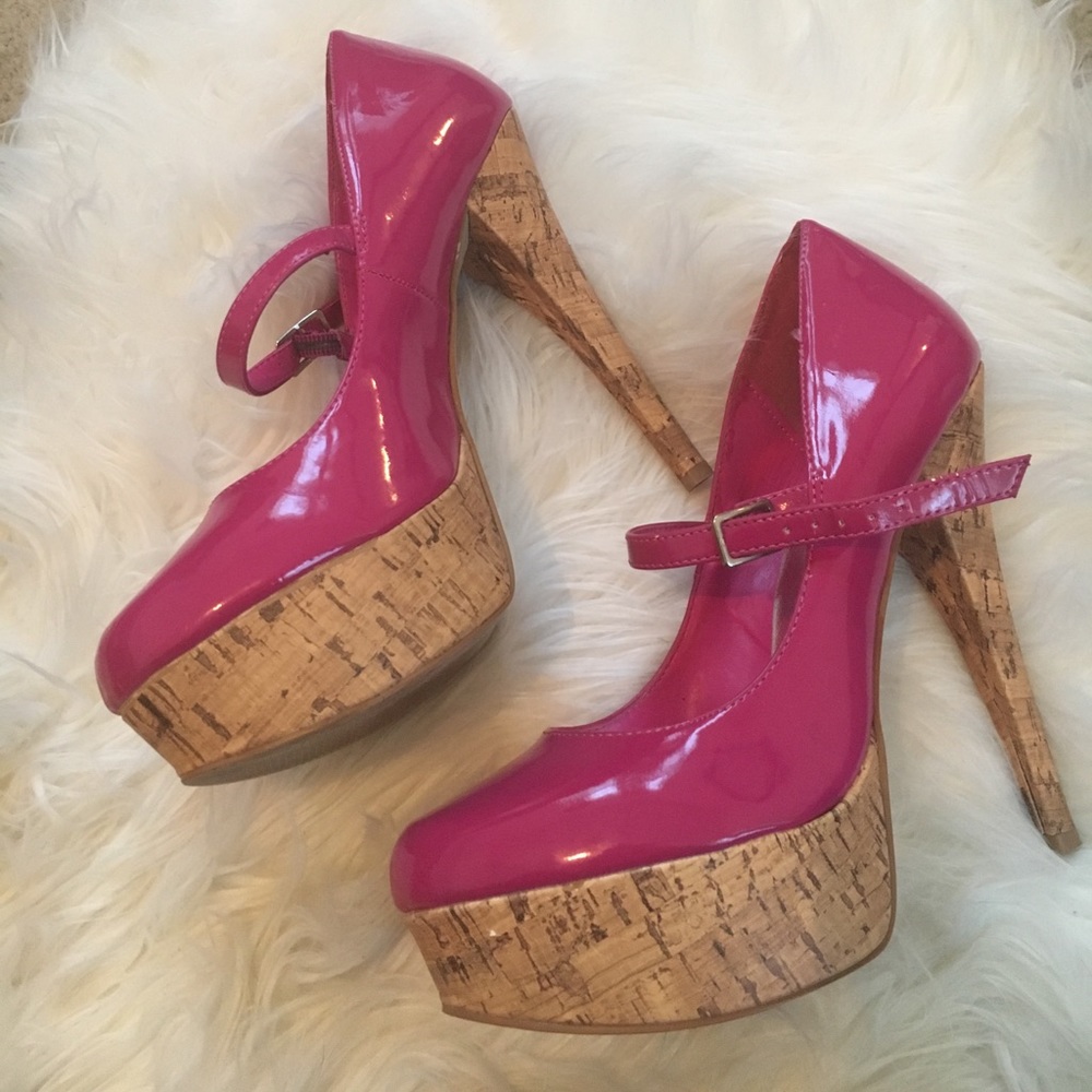 Penny loves Kenny heels