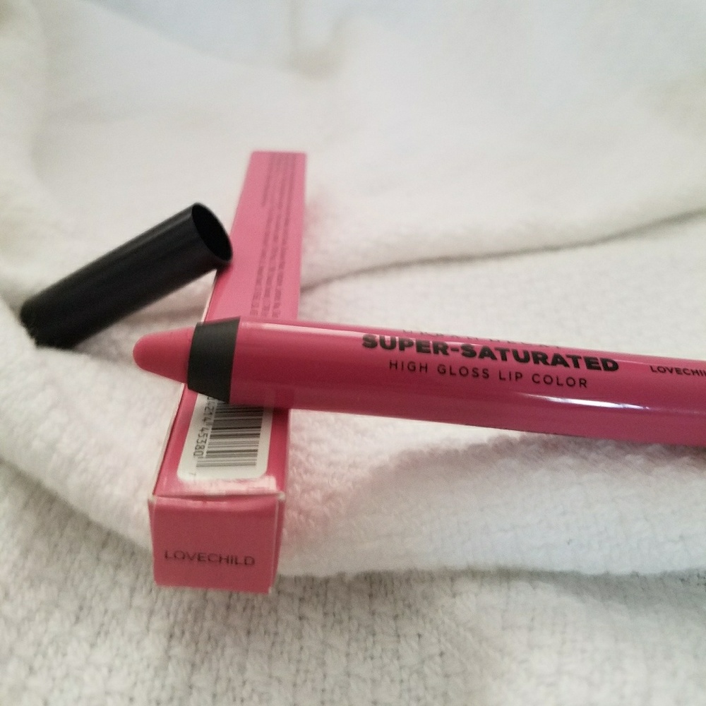Urban Decay super saturated lip color in Lovechild