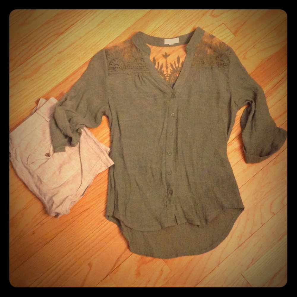 Olive green button up.