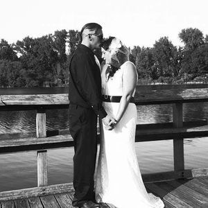 Meet your Posher, Caitlin