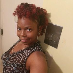 Meet your Posher, Candice