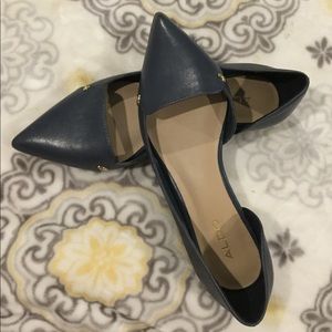 ALDO leather Blue Flats size 5 (35).