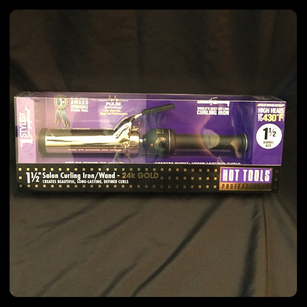 Hot tools 1 1/2 (barrel size) Curling iron