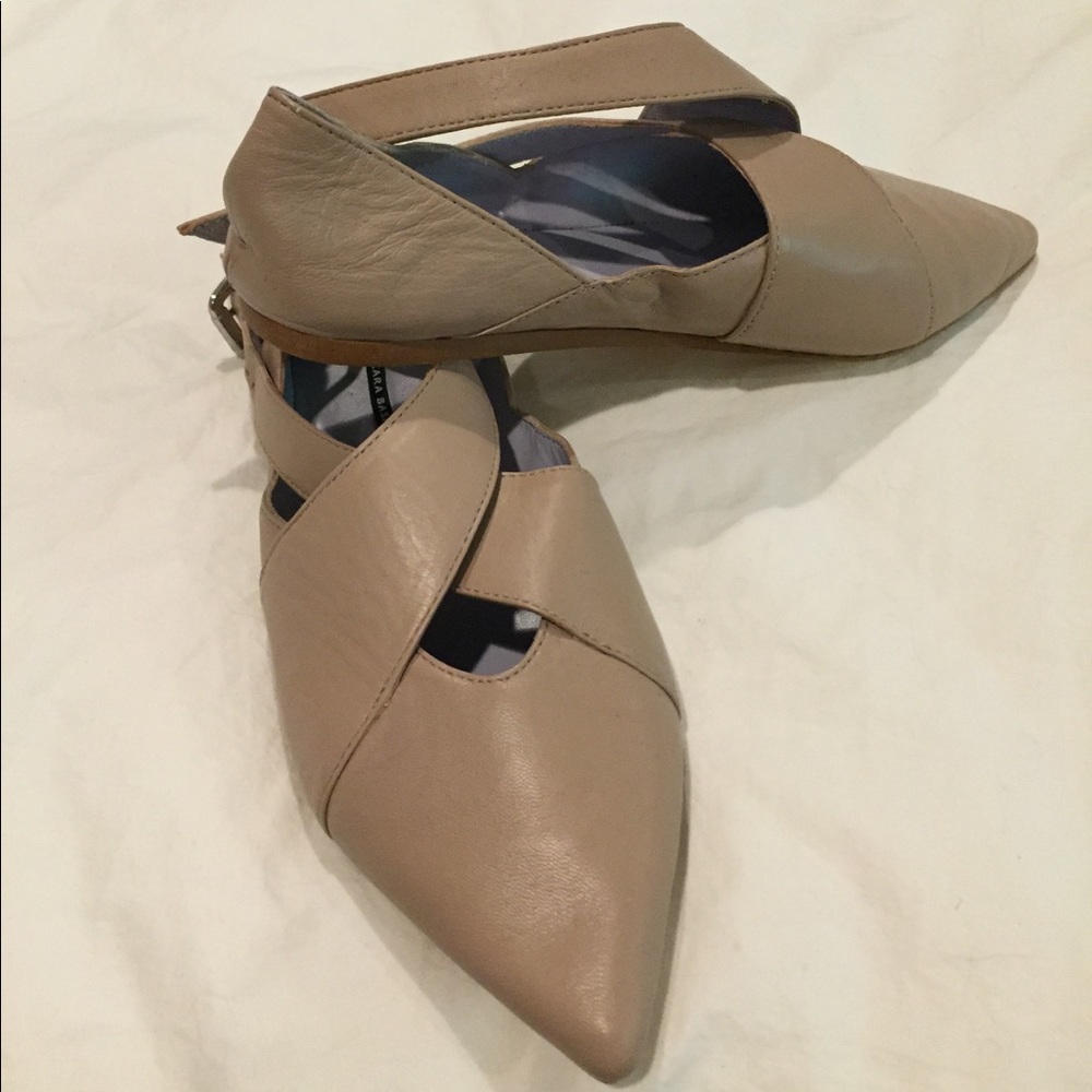 ZARA leather Flats size 5.