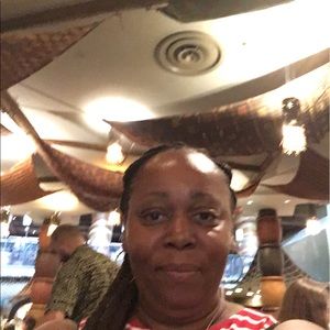 Meet your Posher, Glenda