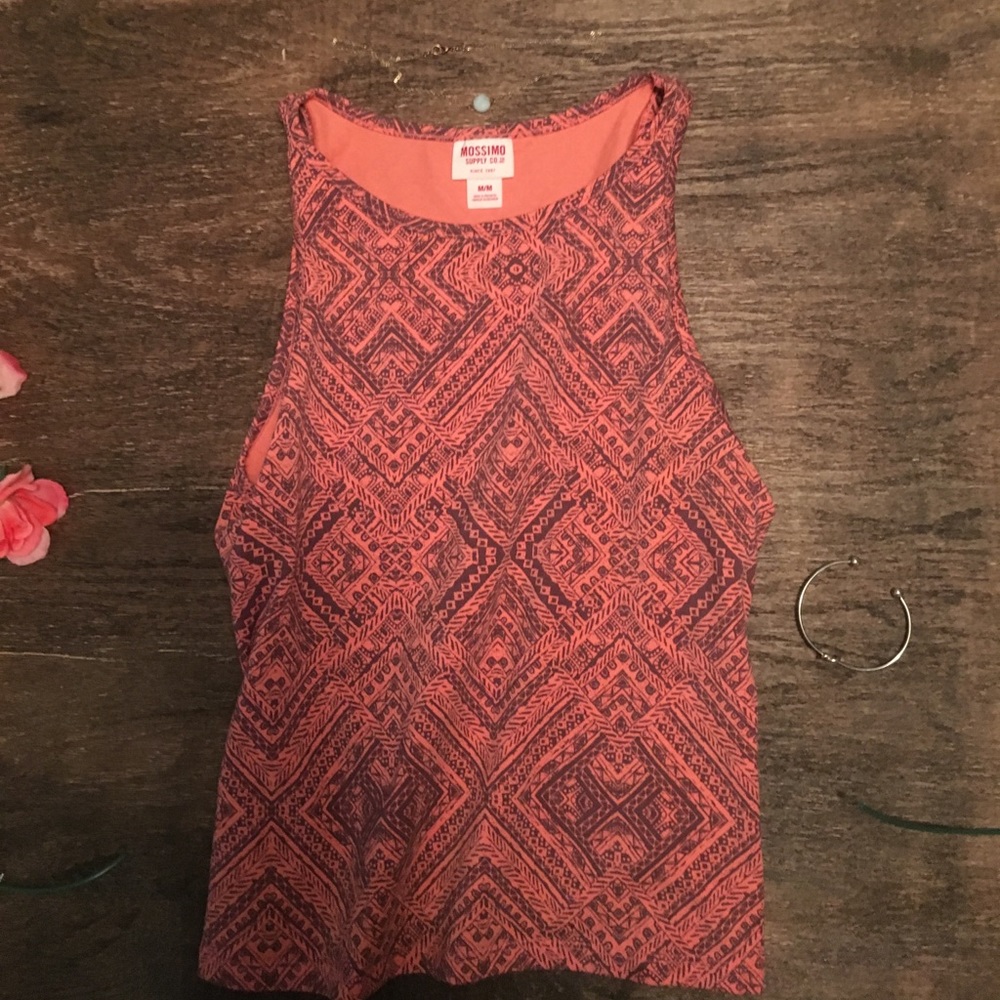 Semi-crop tank top