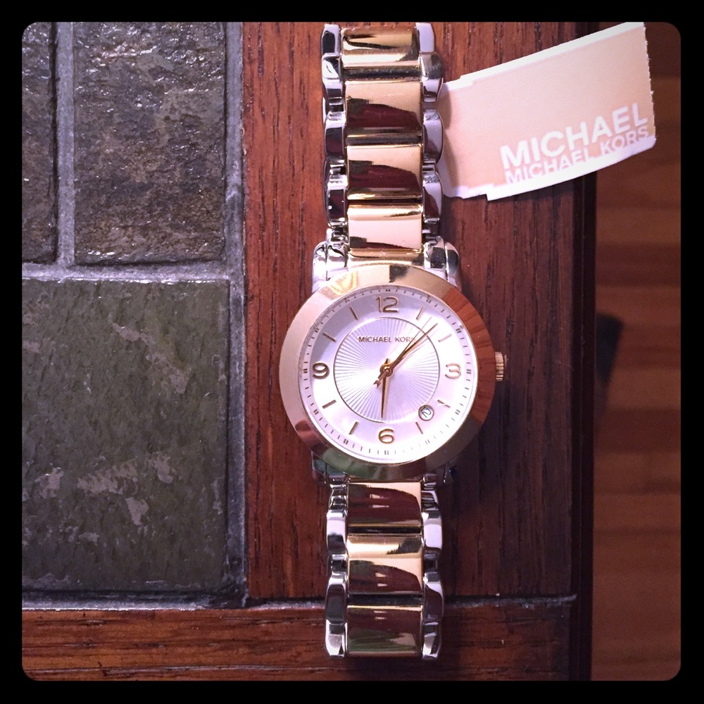 🎉🎉 FINAL DISCOUNT!! Micheal Kors watch
