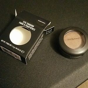 Mac eyeshadow