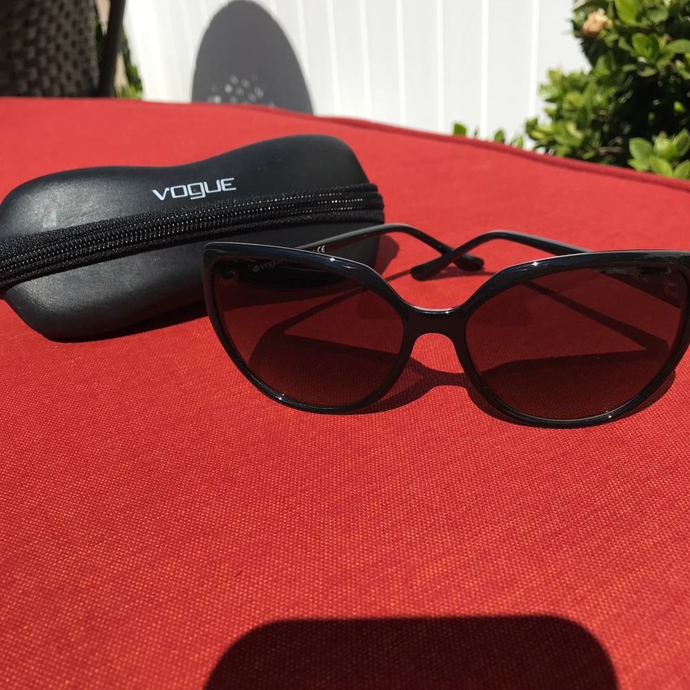 Vogue Jackie O Sunnies