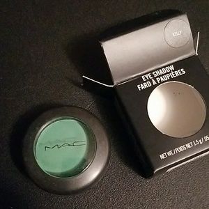 Mac eyeshadow