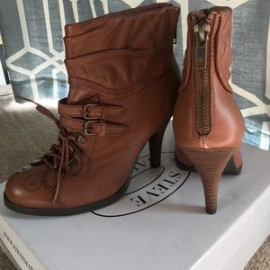 Steve Madden bootie's
