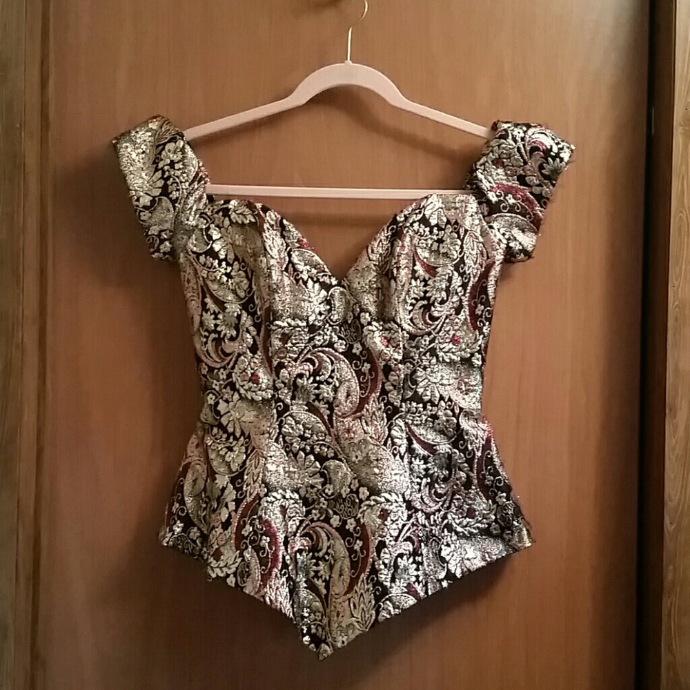 Alyce Designs Off Shoulder Metallic Top Shirt