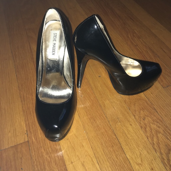Steve Madden black heels size 6 - Picture 2 of 4
