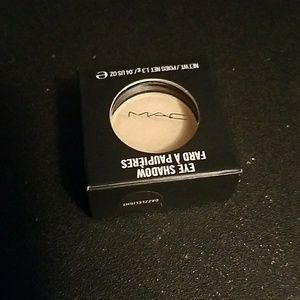 Mac eyeshadow
