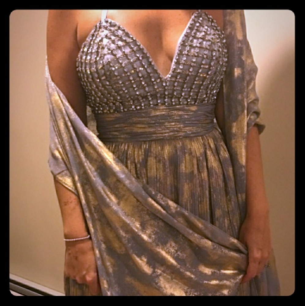 💕Terani Couture😍wore once at wedding💕HUGE HIT!!