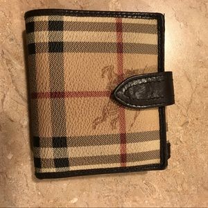 Burberry wallet
