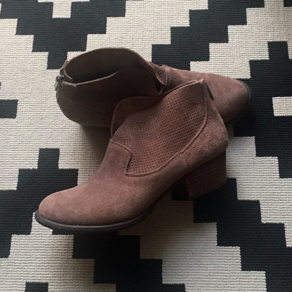 Jessica Simpson Dacia Ankle Boot