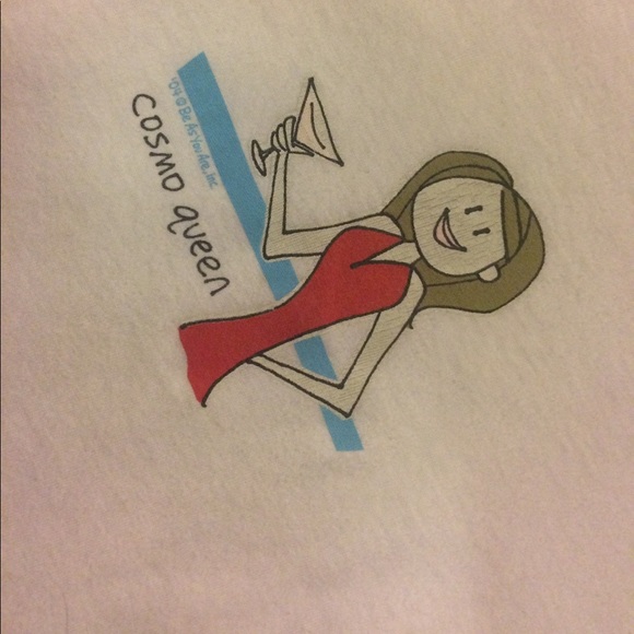 Cute tee - Picture 2 of 3