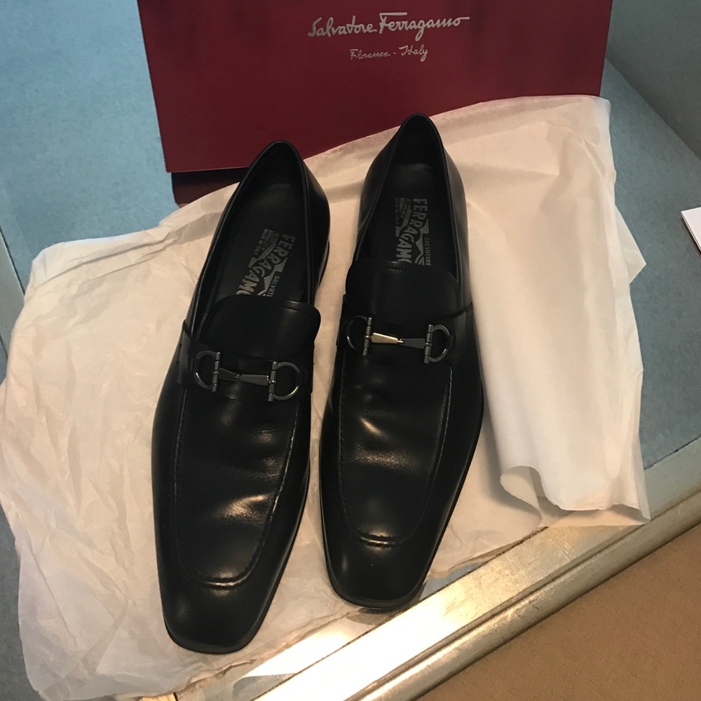 Salvatore Ferragamo mens shoes size 12 black