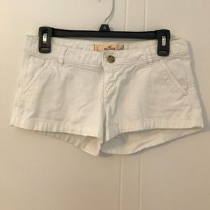 FINAL PRICE-Hollister White Cloth Shorts - 1/w25