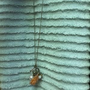 Long trinket necklace