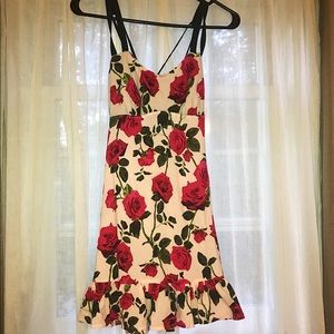 NEW W/O TAGS Betsey Johnson Rose Print nightie