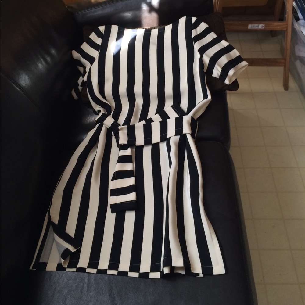 BCBG stripe dress. Size small.