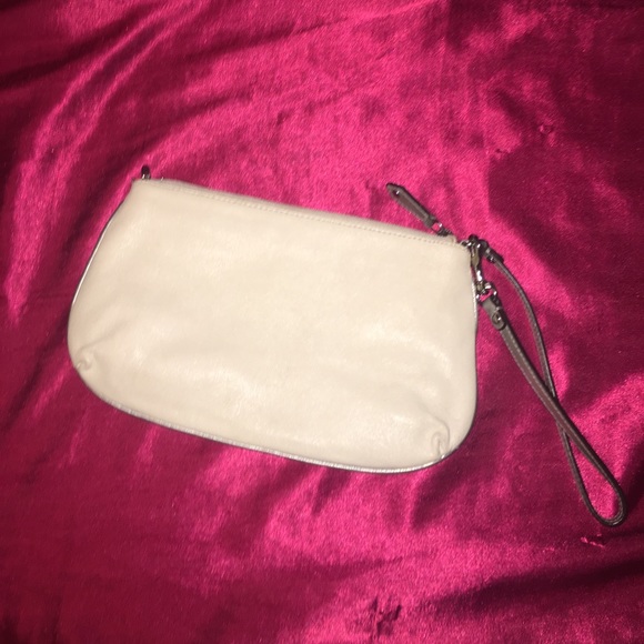 Small coach wristlet - Picture 2 of 4