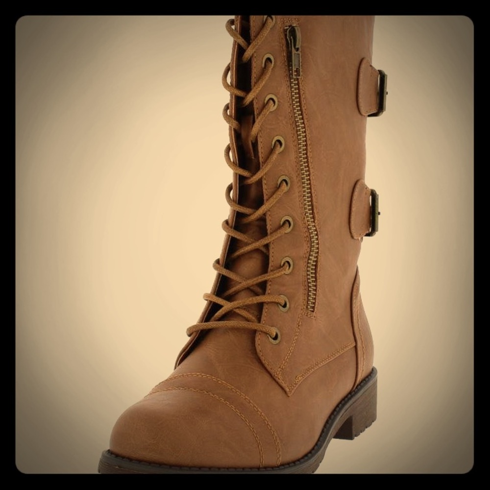 Brown moto boot size 6.5