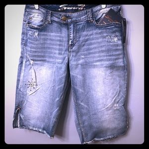 Seven 7 luxe jean shorts size 18 seven7 Seven 7 luxe jean shorts size 18 seven7