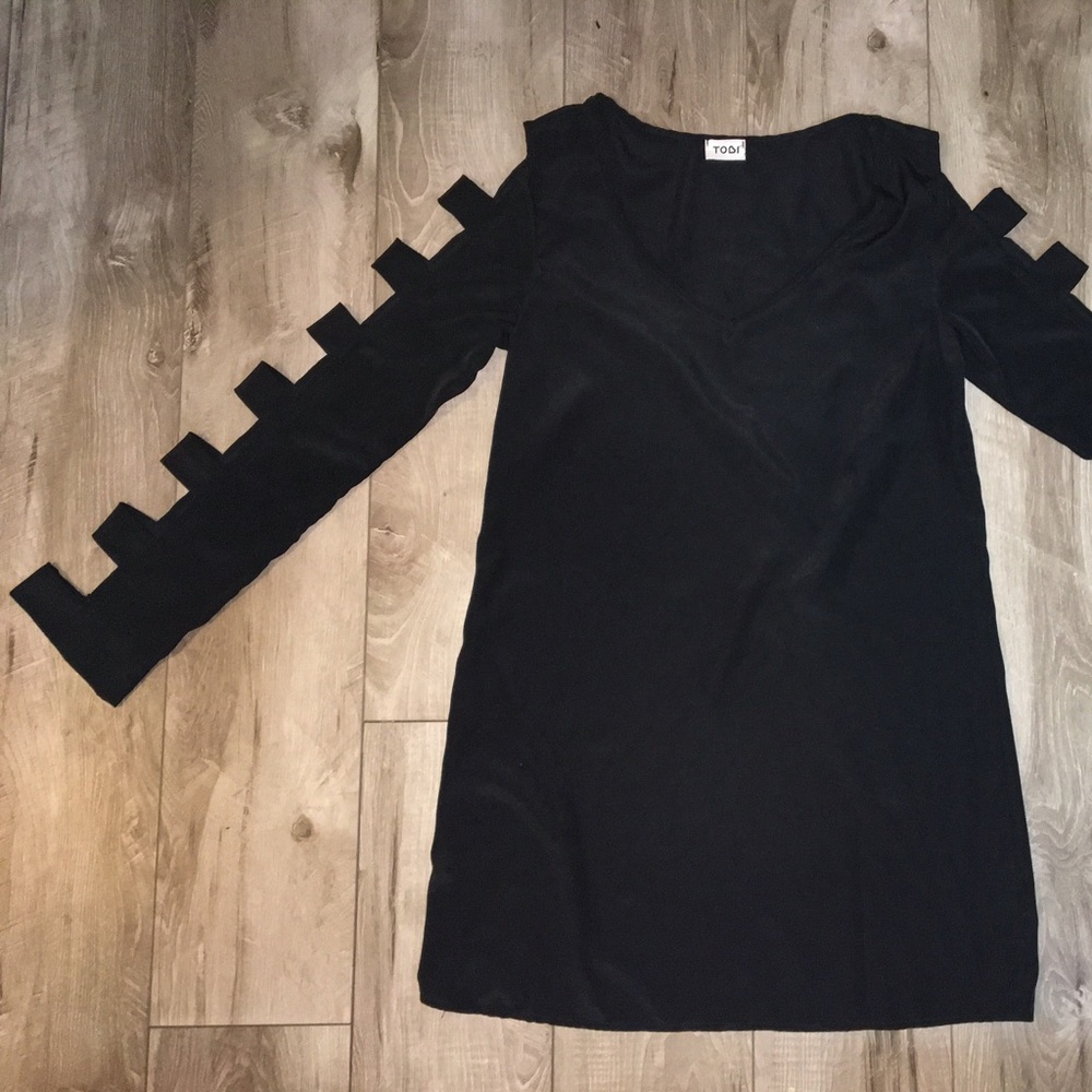 Black TOBI Band Arm Dress
